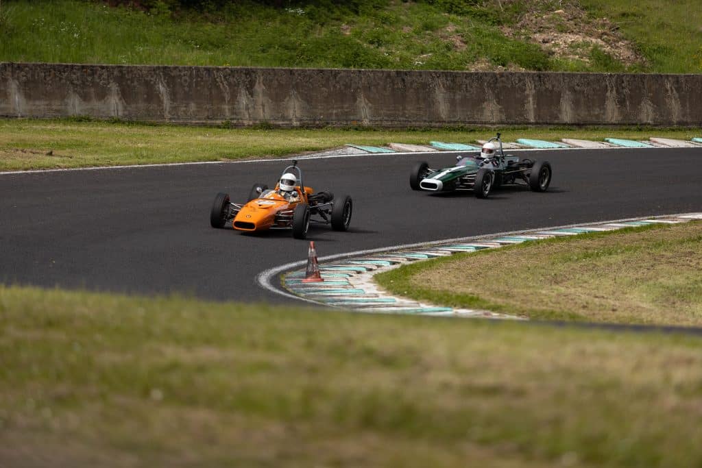 Driving experience at the Charade circuit - Classic Racing School